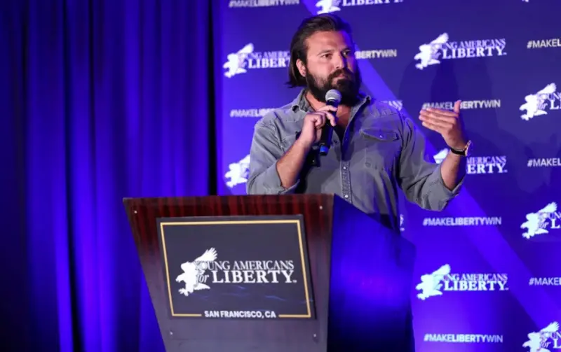 Escandaloso ‘affaire’ de congresista renueva esperanzas demócratas