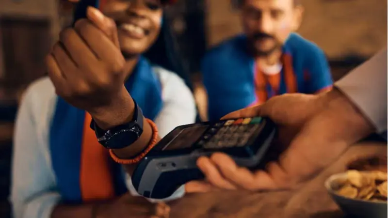 Cómo evaluar métodos de pago en empresas: criterios clave