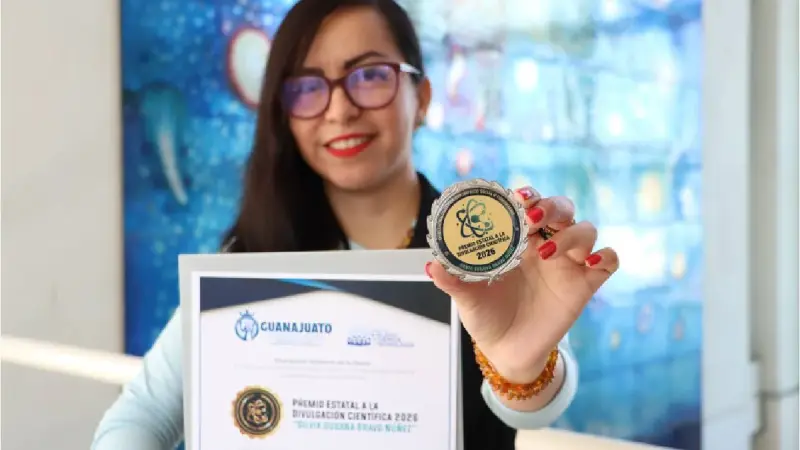 Reconocen la trayectoria de la Dra. Perla Shiomara con el premio Silvia Susana Bravo 2026