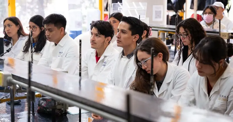 La UNAM también tiene carreras técnicas en sus prepas, estas son las opciones que solo piden un año de estudio