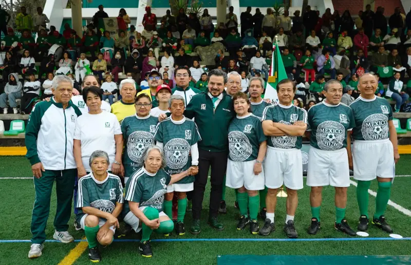 Arranca IMSS torneo de Fútbol sin correr para personas adultas mayores