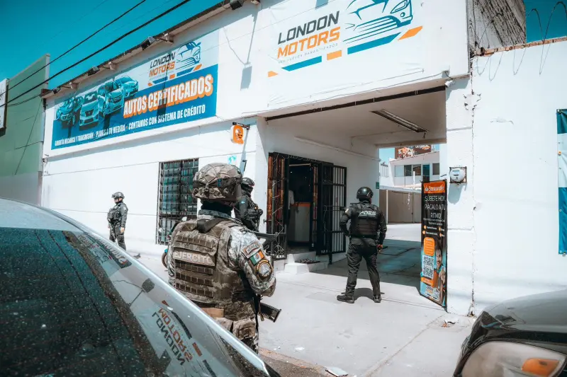 Catean financiera de autos por fraude en la colonia Cimatario