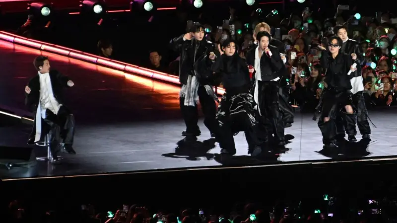 Los reyes del k-pop BTS arrasan en Seúl en su concierto de regreso