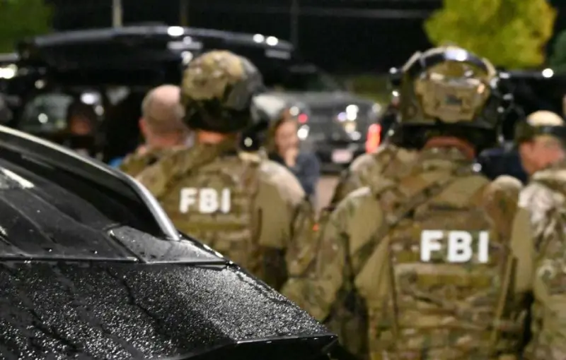 Vinculan tragedia familiar con sospechoso de ataque en Michigan