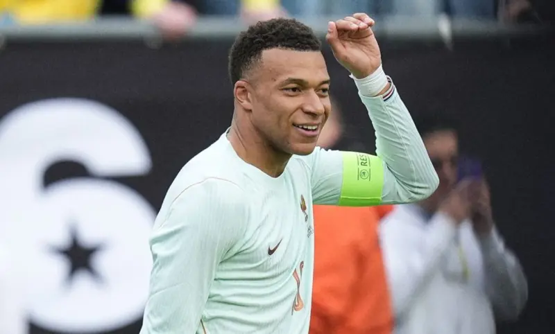 Vence Francia a Brasil en intenso partido amistoso rumbo al Mundial