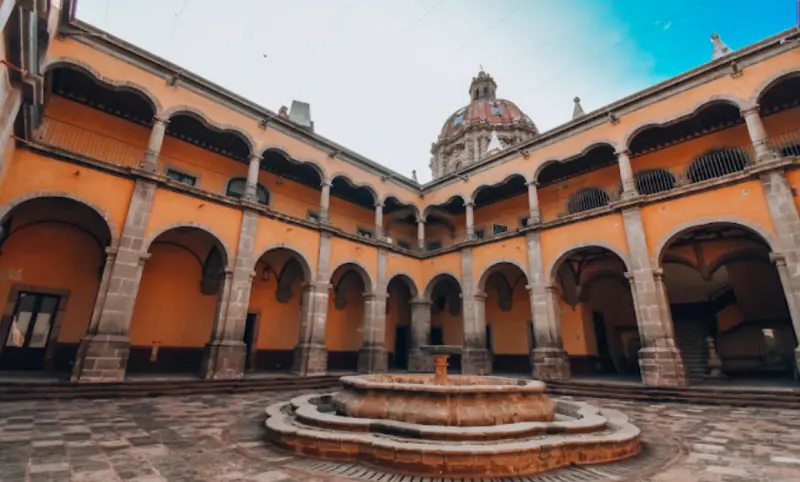 Invitan a la conferencia La mujer en la Charrería de Oralia Cerón en el CEART
