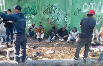 Ubica Policía Morelia a 7 indigentes; rescata a 4