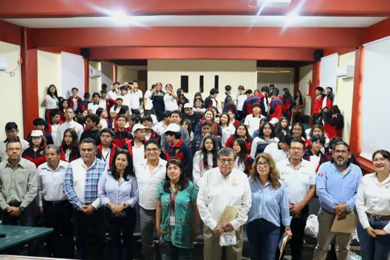 Imparten charla sobre cuidado del agua a estudiantes en Chilpancingo
