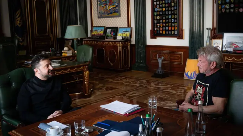 Sean Penn se reúne con Zelenski: Entrevistador del ‘Chapo’ no fue a los Oscar 2026 a recibir su premio