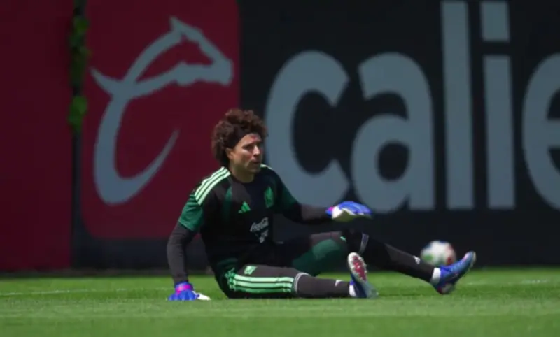 Regresa Memo Ochoa al Tri; México se prepara para enfrentar a europeos