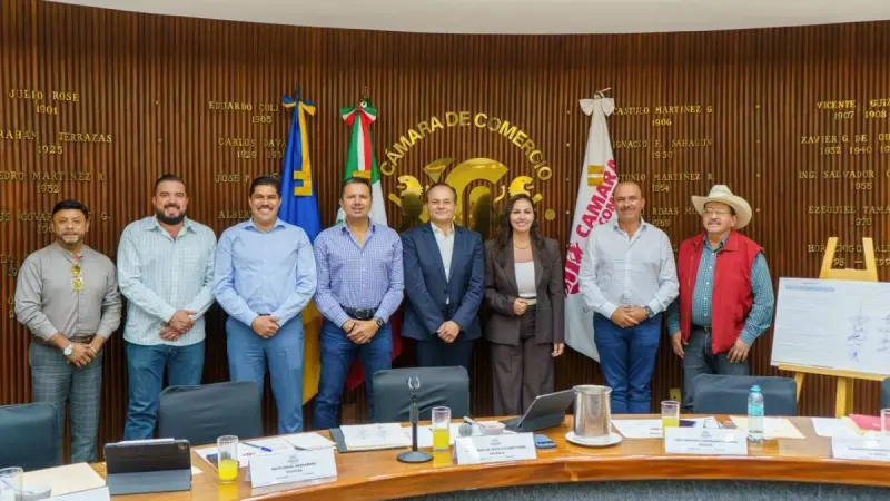 Alcaldes de Jalisco exigen estudios y claridad sobre acueducto León-Solís; advierten crisis en Chapala