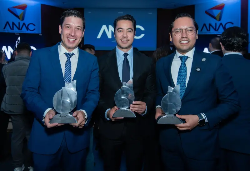 Premian a alcaldes queretanos como los mejores del país