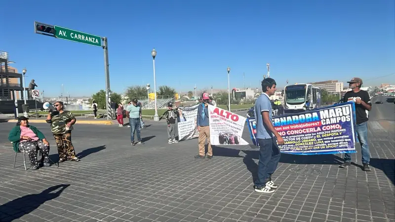 Segundo día de protestas de familias afectadas por lluvias