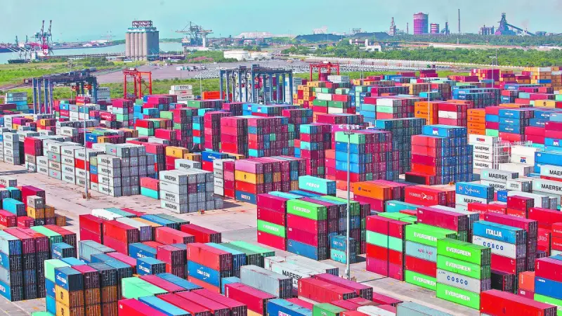 En enero- febrero, recaudación por IVA disminuyó 8.8%, afectó fortaleza del peso