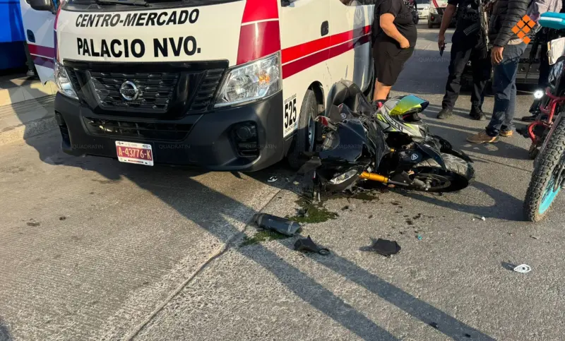 Embiste una mujer a 2 jóvenes en moto en Chilpancingo; son hospitalizados