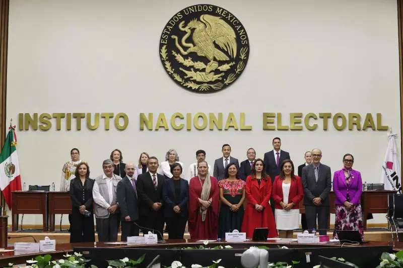 Consejeros del INE se despiden mientras avanza proceso para elegir sus sustitutos