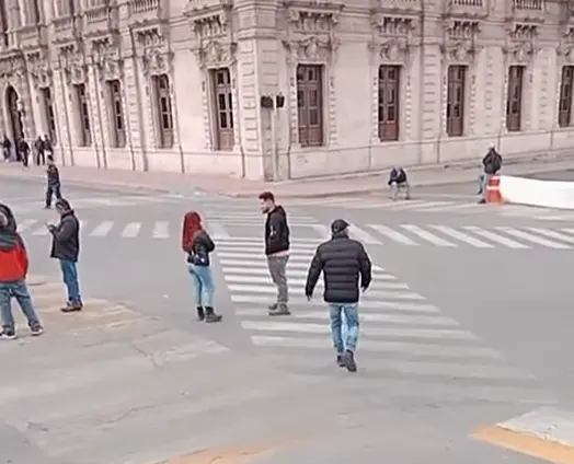 Exigen manifestantes soluciones al transporte público urbano