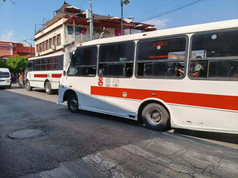 Evalúan descuento al transporte para estudiantes y adultos mayores