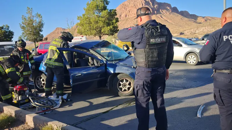 Provoca vuelta prohibida choque con 3 lesionados en Sacramento