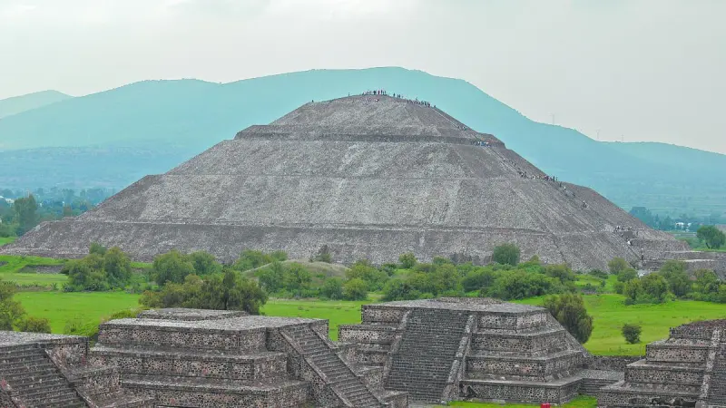 Falta personal y más custodia en Teotihuacan, advierte sindicato