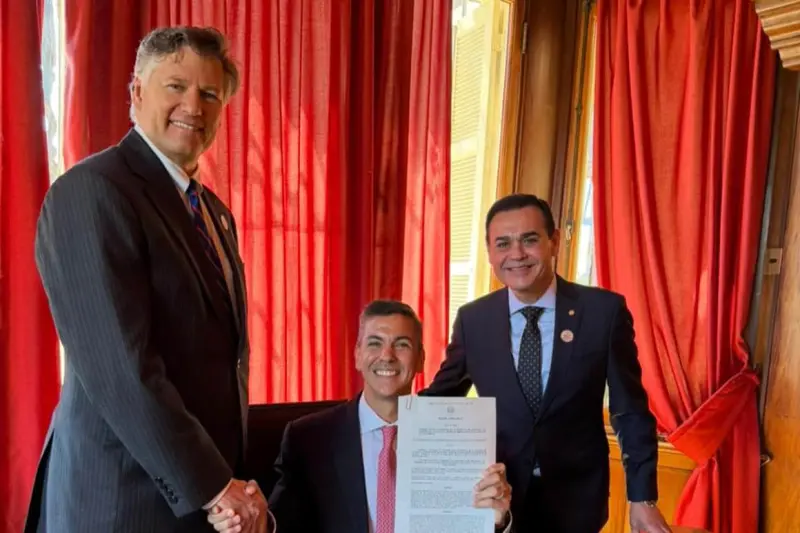 Preocupa firma de nuevo acuerdo militar entre Paraguay y EU