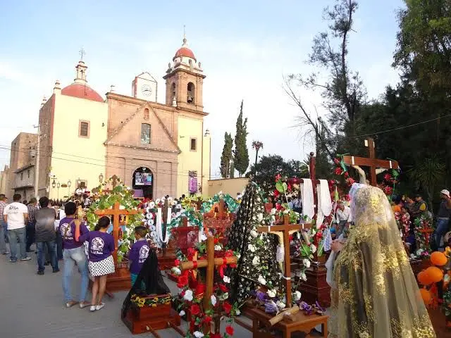Procesión de los Cristos: fe y tradición que llena calles en SLP