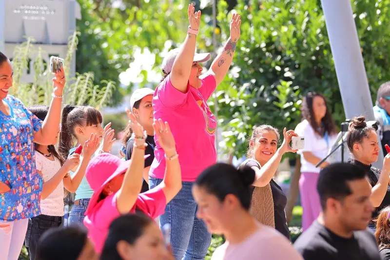 Celebran llegada de la primavera en el Parque de las Niñas y los Niños
