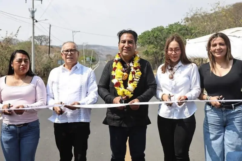 ERA fortalece infraestructura carretera en la región Valle Zoque de Chiapas