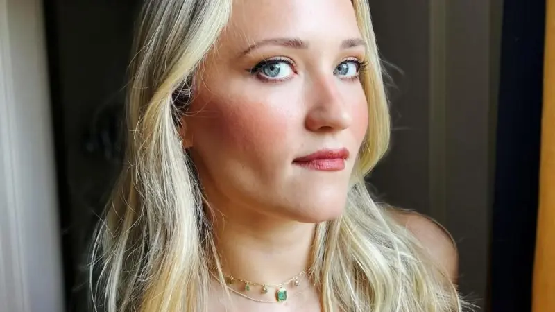 ¿Por qué Emily Osment no estuvo en el reencuentro de Hannah Montana? Esto dijo la actriz