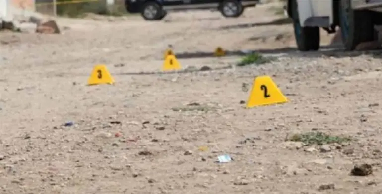 Hallan cadáver embolsado en Copala; sería un trabajador de CFE