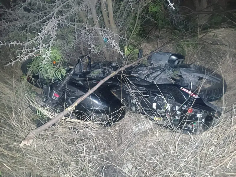 Accidente de moto en Tepeji del Río deja 2 personas sin vida