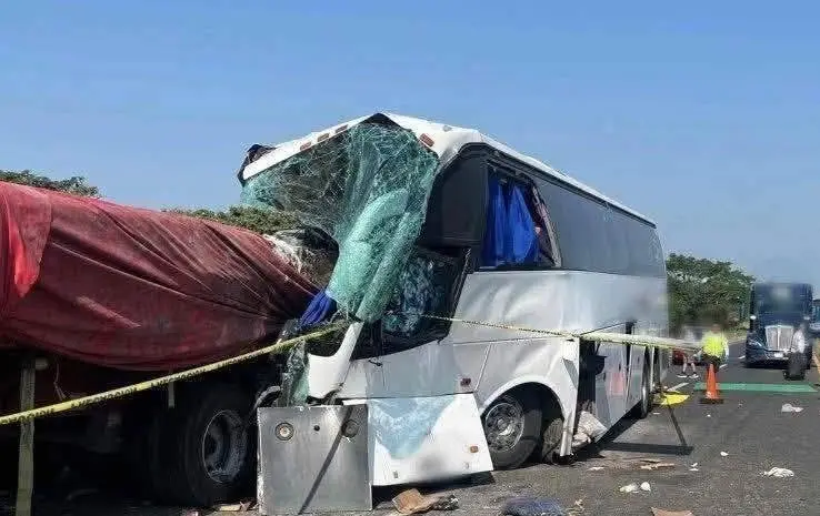 Brindan ayuda para traslado y funerales de juarenses fallecidos en Veracruz