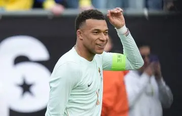 Cae Brasil ante Francia en intenso partido rumbo al Mundial