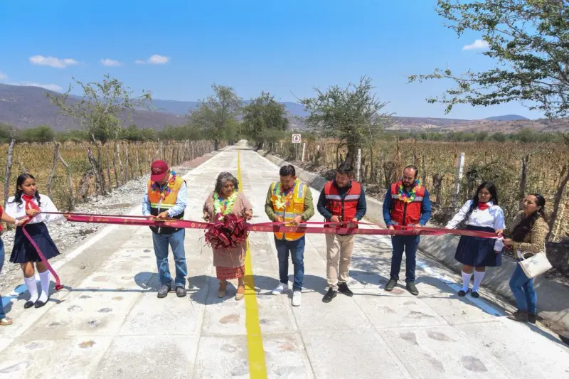 Tiene Leonardo Bravo nuevo camino artesanal Chichihualco-El Naranjo