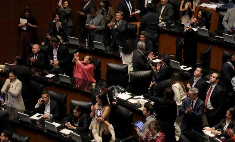 Aval parcial al Plan B, en prolongada y ríspida sesión en el Senado