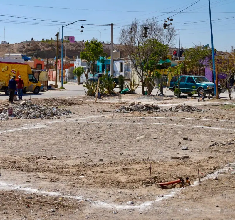 Avanza rehabilitación de la Plaza Huanusco en la colonia Analco de Ramos Arizpe