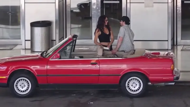 Las fotos apasionadas en Miami que confirman su romance con la modelo latina Tatiana Gabriela