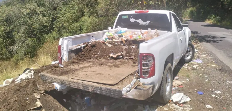 Detienen a una persona en Tianguistenco por tirar basura en la calle