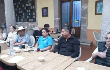 Amagan colonos de Morelia con cierres viales por escrituración de lotes