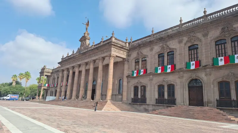 Estado deposita más de 428 millones de pesos a poderes y organismos autónomos