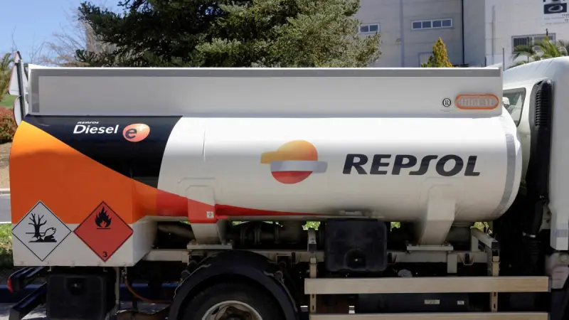 Delcy Rodríguez firma acuerdos con Repsol y Eni para ampliar proyecto gasífero en Venezuela