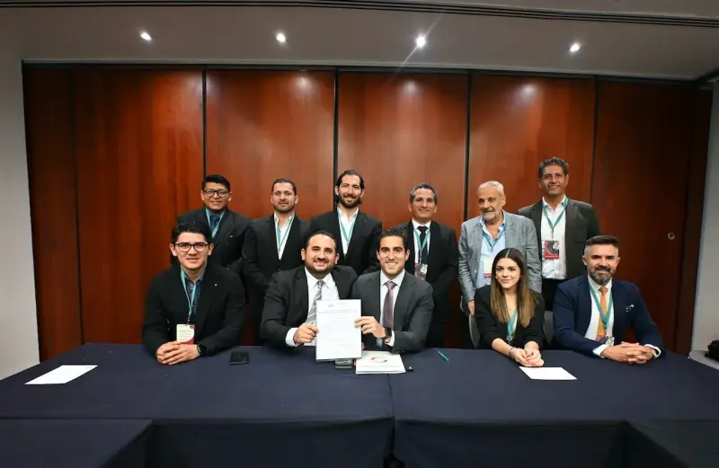 Empresarios de Yucatán llevan al Congreso de la Unión propuestas para fortalecer el turismo