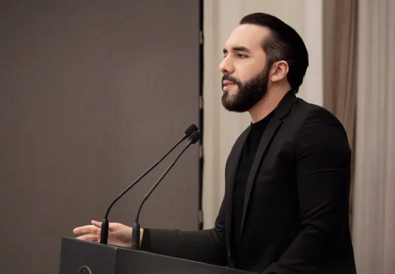 Alcanza Bukele récord de aprobación en El Salvador