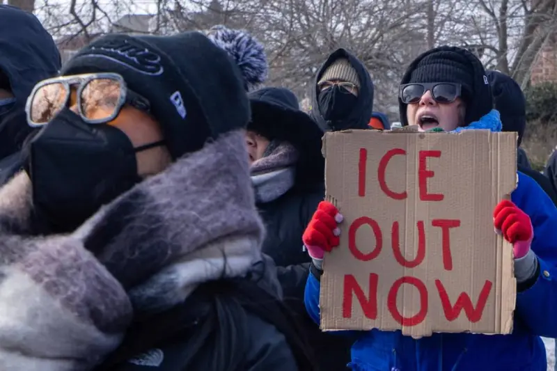 Genera tensión operativo migratorio en Vermont y termina en arrestos