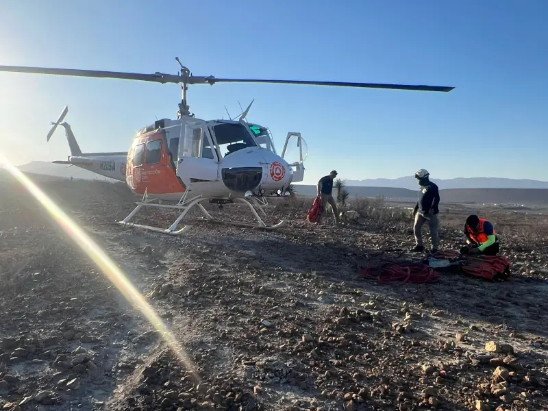 Incendio en García requiere apoyo de helicóptero de Protección Civil