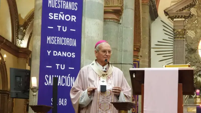 Invita arzobispo de Oaxaca a fortalecer la fe rumbo a la Pascua