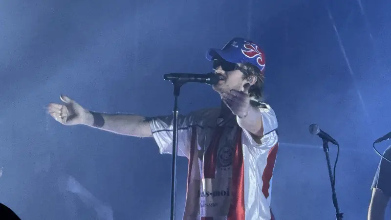 Enamora DJO a los tapatíos con su show en Teatro Estudio Cavaret