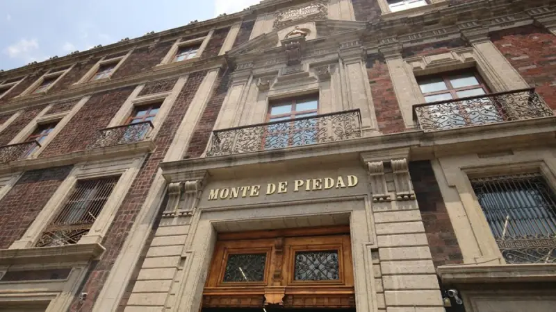 Nacional Monte de Piedad pide arbitraje de la STPS para poner fin a la huelga