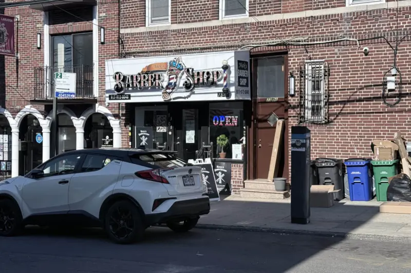 Refuerzan en Nueva York obligación de aceptar efectivo en comercios