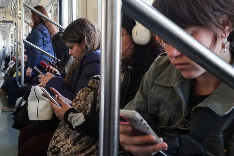 Próxima estación... ‘El Mundial’: Prevén más usuarios en el Metro por la Copa del Mundo